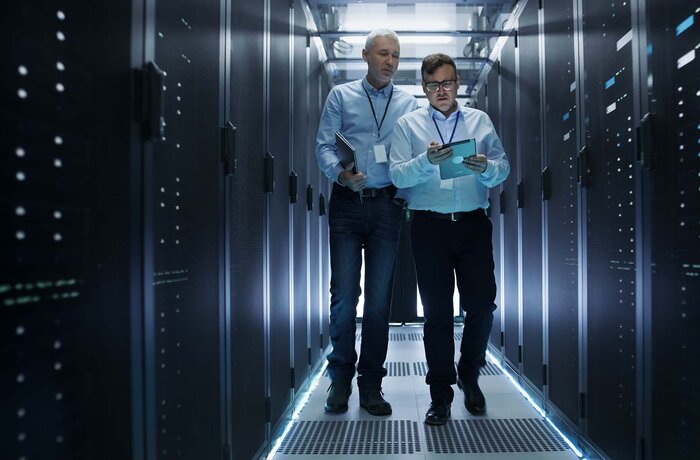 Secure ITSM Mobile App Integrating SolarWinds and ServiceNow® Platforms