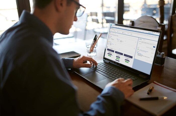 Website–Salesforce Integration for Fast Access to Marketing and Sales Materials 