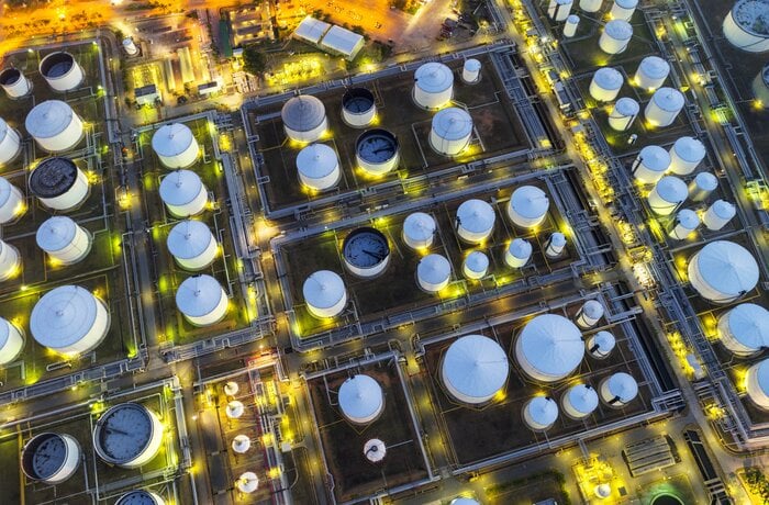 AI-Powered App for Remote Monitoring of Oil Storage Tanks
