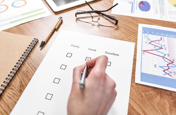 تطوير برمجيات إدارة أداء الموظفين