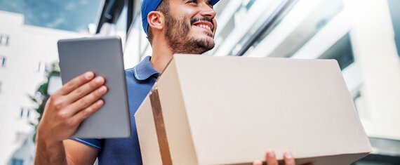 تطوير مجموعتين لأدوات تطوير برمجيات الجوال لشركة أوروبية ناشئة للخدمات اللوجستية