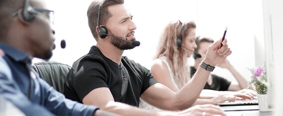 تقديم خدمات مكتب المساعدة من المستوى 1 لشركة FläktGroup