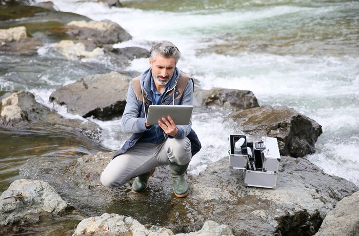 Custom Chemical Analysis Software for a Life Science Company Operating in 90+ Countries