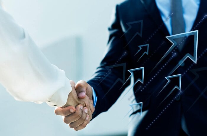 الشراكة مع إحدى شركات الاستشارات الأربع الكبرى في العالم لدفع التحوّل الرقمي لشركة استثمار أميركية كبرى
