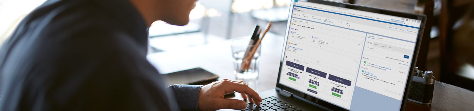 Development of an Application for Salesforce-Website Integration