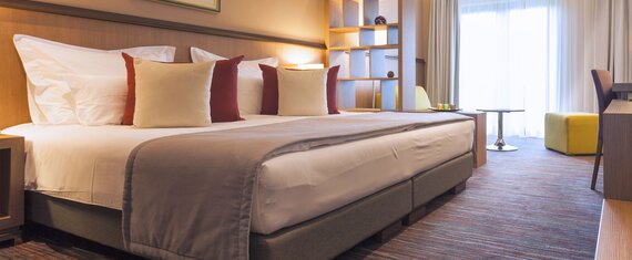Evolved Hotel Booking App to Enable Personalized Back Office User Experience